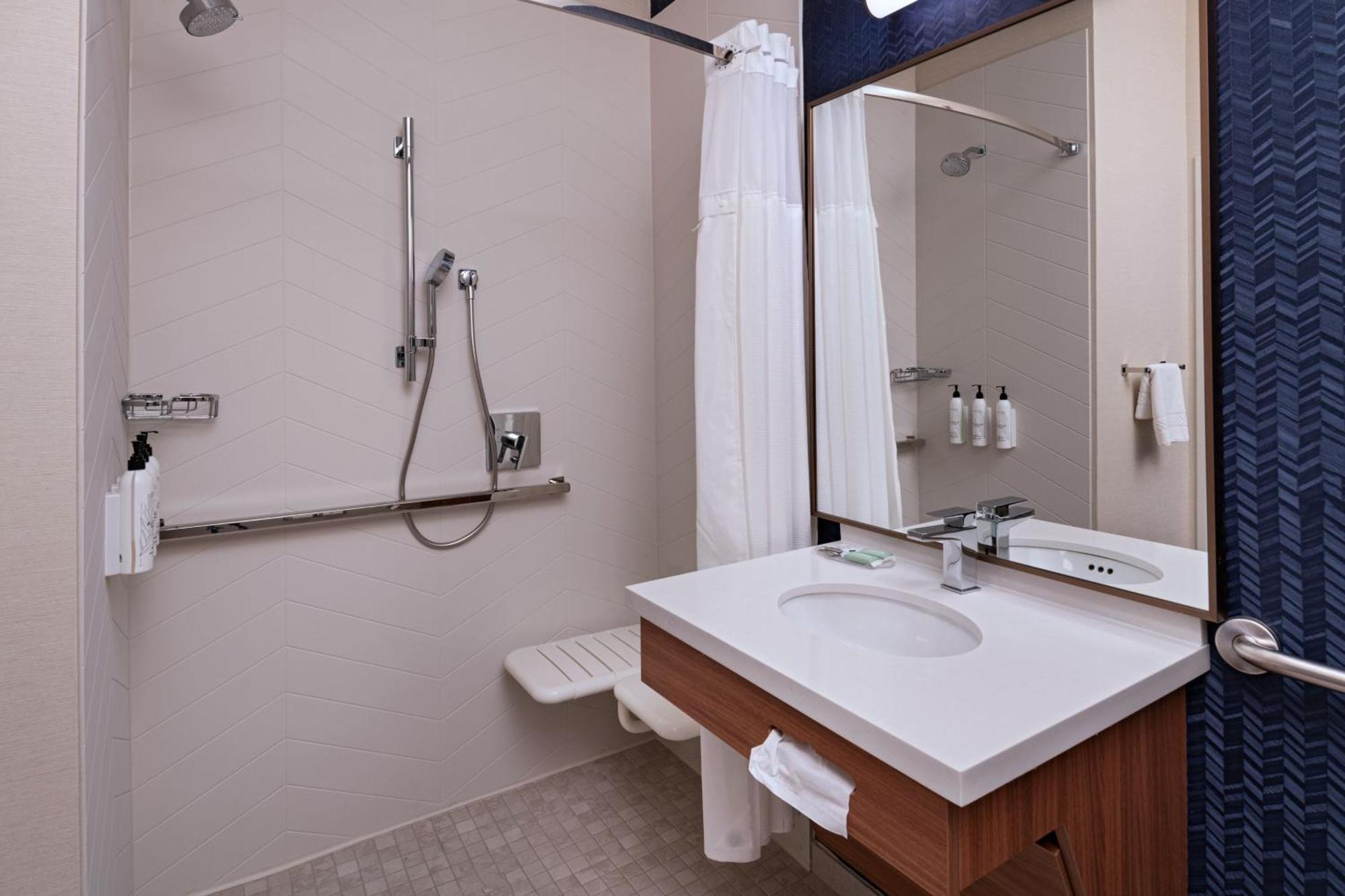Fairfield Inn & Suites Kansas City Airport Esterno foto