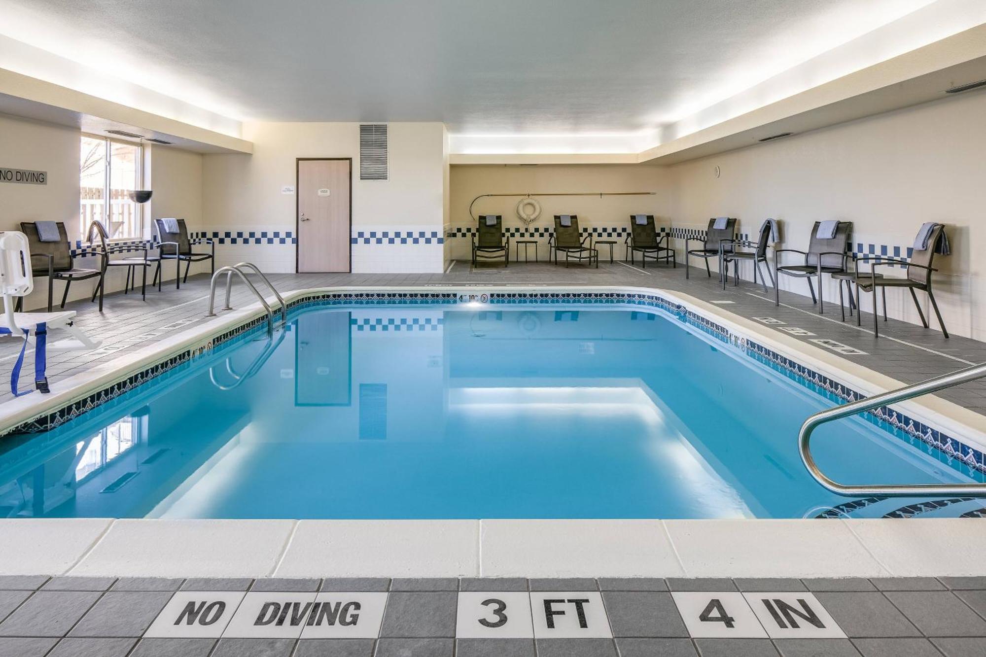 Fairfield Inn & Suites Kansas City Airport Esterno foto