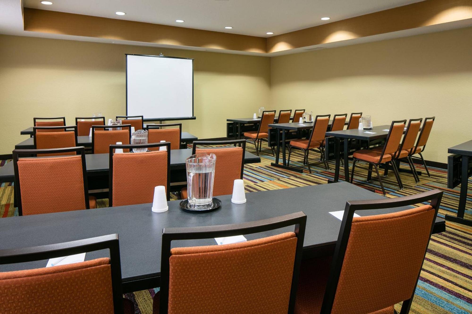 Fairfield Inn & Suites Kansas City Airport Esterno foto